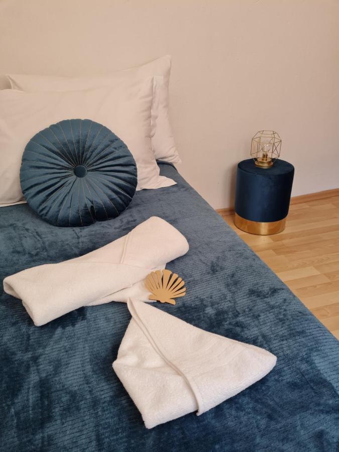 Mellon Apartments Zaton  エクステリア 写真