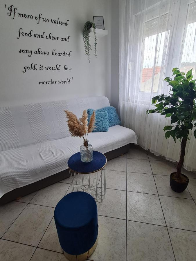 Mellon Apartments Zaton  エクステリア 写真